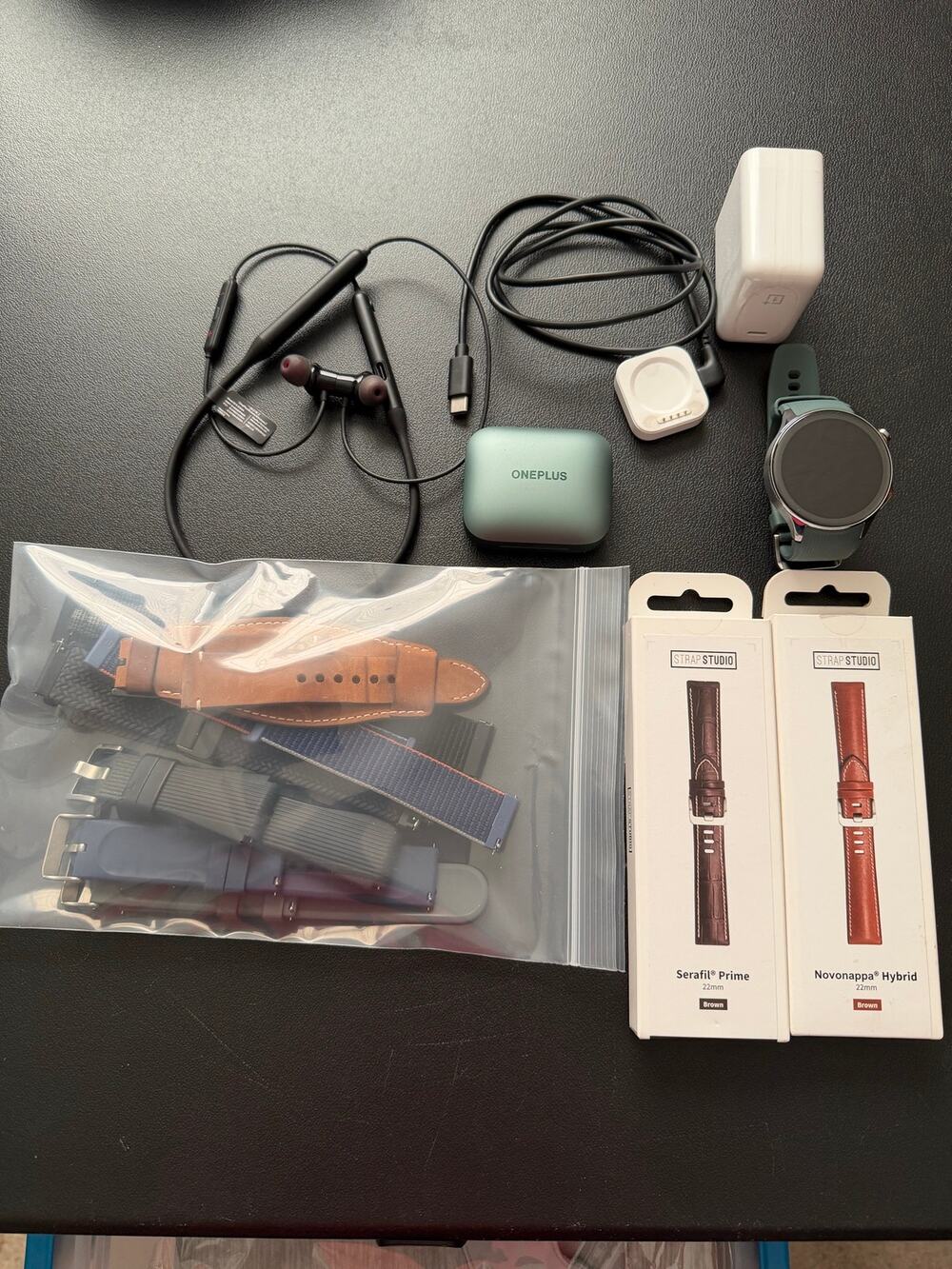 OnePlus Tech Bundle – Watch 2 + Buds Pro 2 + Bullets Wireless Z (E303) +12 Bands